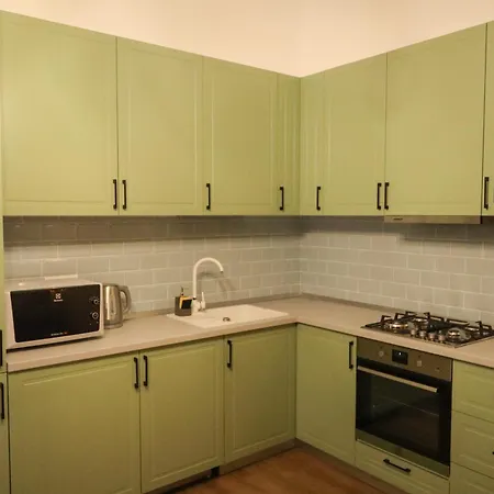 Apartment Hirooms